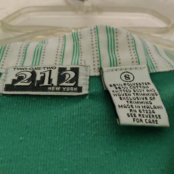 Blouse - Picture 2 of 3